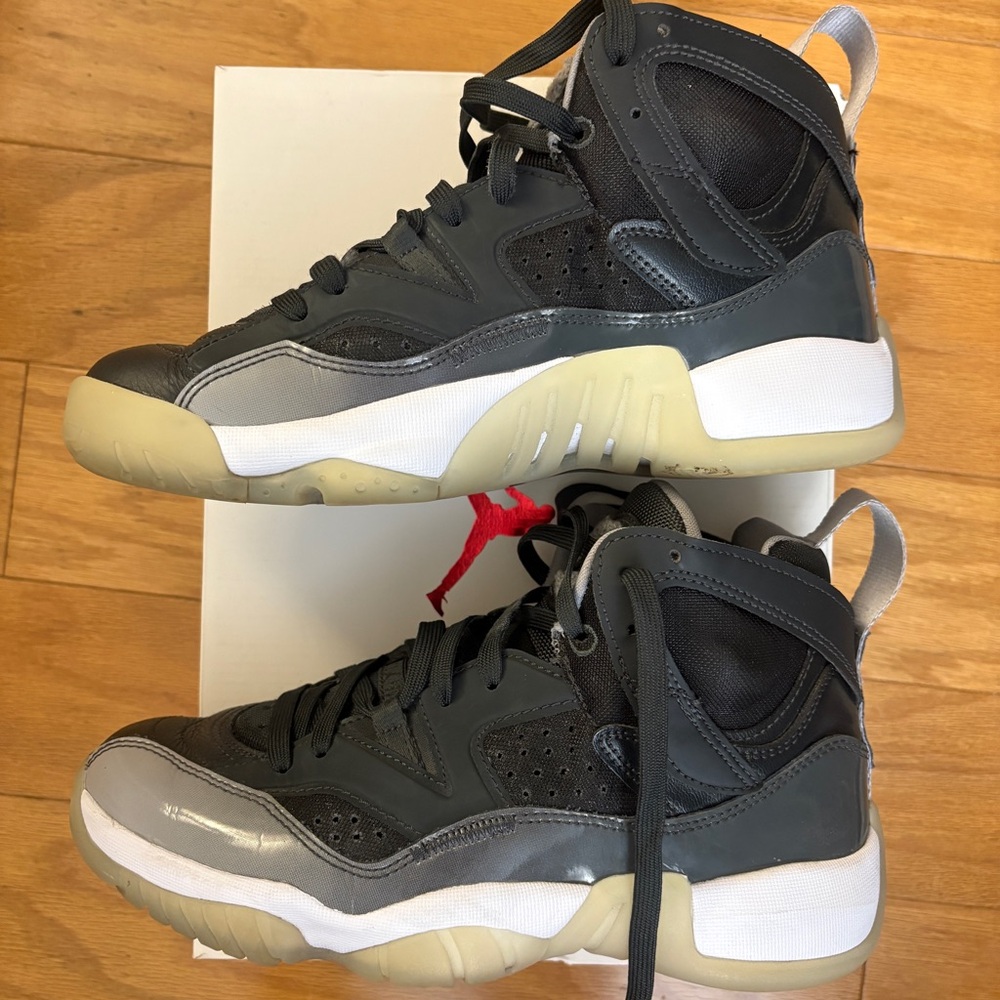 Women’s Nike Air Jordan Jumpman Two Trey Basketball shoes- Black Cement Grey - 8